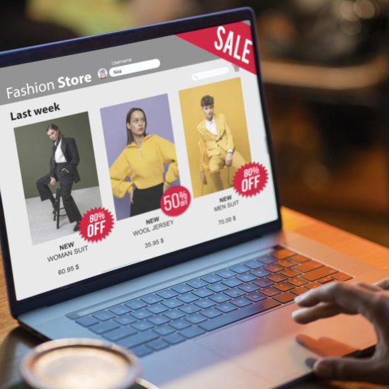 discount-shopping-season-with-sale